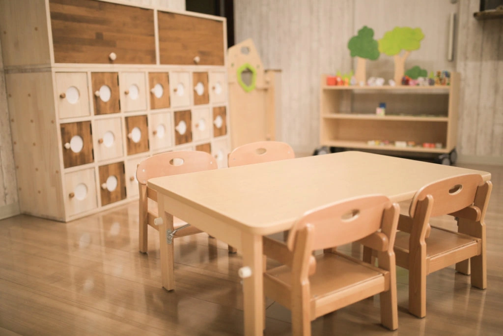 保育室・食事スペース